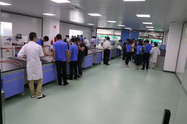 坪山论道，，，，，扫荡“车”前“拦路虎”8.jpg